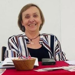 Anna Maria Albertario, Esperta nei Fiori di Bach a Pavia, Lombardia